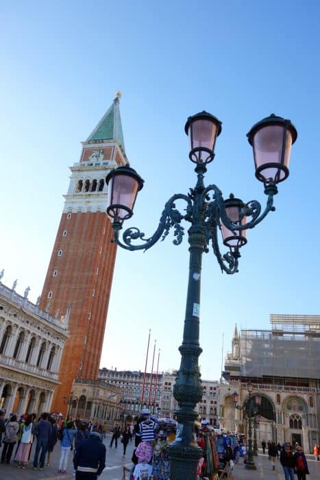 Venice overnight and on a budget, what to see and do to make the most of a short visit! St. George's Island, doges palace, san marco, st mark's square, duomo, gondola, water bus, Rialto Bridge, bridge of signs, italy, italia, things to do in venice, venice on a shoestring, venice on a budget, 24 hours in venice, 48 hours in venice, venice for backpackers