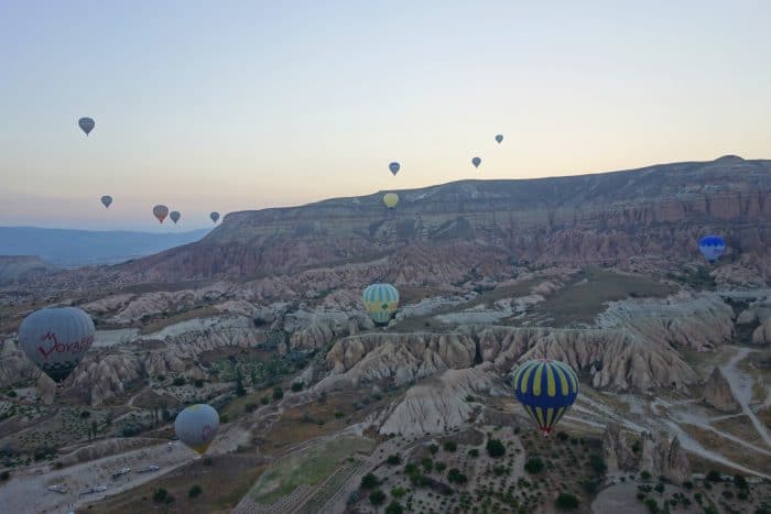 Hot air balloon cappadocia, Cappadocia, Capadoccia, Kappadocia, Kappadokiya, Turkey, Turkiye, hotair balloon, ballooning, Goreme, Voyager balloons, voyager cappadocia, bucket list, dream destination, sun rise, fairytale, fairy towers, GoPro, Rose Valley, price, 