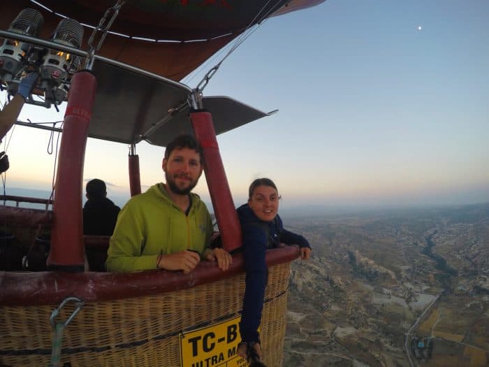 Hot air balloon cappadocia, Cappadocia, Capadoccia, Kappadocia, Kappadokiya, Turkey, Turkiye, hotair balloon, ballooning, Goreme, Voyager balloons, voyager cappadocia, bucket list, dream destination, sun rise, fairytale, fairy towers, GoPro, Rose Valley, price, 
