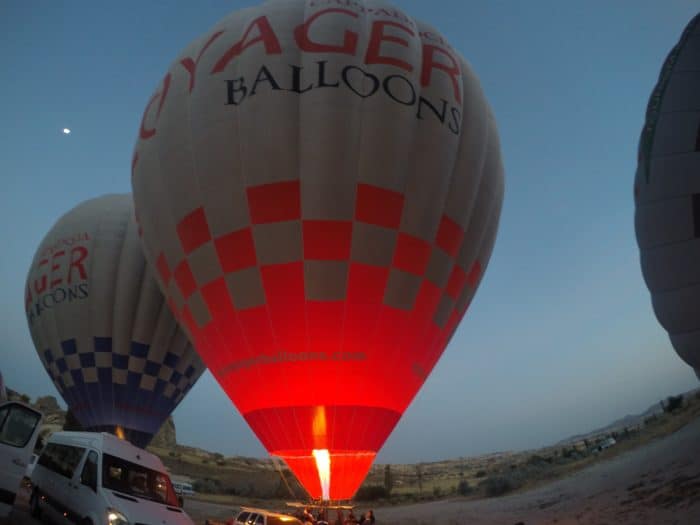 Hot air balloon cappadocia, Cappadocia, Capadoccia, Kappadocia, Kappadokiya, Turkey, Turkiye, hotair balloon, ballooning, Goreme, Voyager balloons, voyager cappadocia, bucket list, dream destination, sun rise, fairytale, fairy towers, GoPro, Rose Valley, price, 