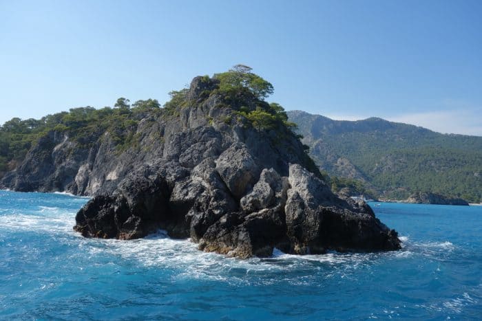 A day sailing in the Mediterranean, snorkeling with Turtles & Exploring the hidden beaches of Fethiye, Turkey, turkiye, holiday, vacation, fethiye, Oludeniz, Olu Deniz, Hisaronu, thomas cook, Salih, cherry tree boat, boat trips, tours, thompson, monarch, easy jet, Dalaman, swimming, under water swimming, 