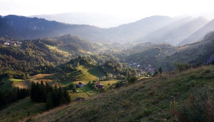 A guide to Brasov: The charming Transylvanian city that stole our hearts, Brasov, dracula, vlad the impaler, Transylvania, Bran Castle, Carpathian mountains, Busteni, Cabana Babele, Transfagarasan highway, Ceaușescu, Bâlea Lake, Lezerul Caprei, hiking, trails, where to hike, Mount Tampa, Council Square, black church, medieval, 