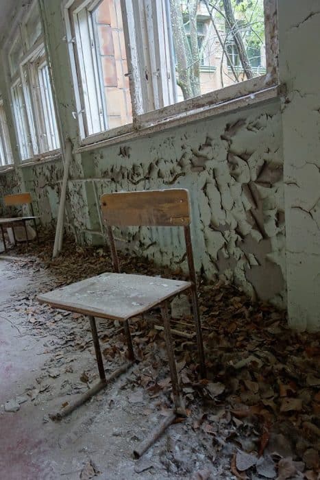 is it safe to visit Chernobyl, Chernobyl tours from Kiev, can you visit Chernobyl without a guide, Chernobyl day trip, cheap Chernobyl tour, tour chernobyl, Ukraine, UrBex, Urban Exploration, pripyat, Call of Duty, communism, soviet union, soviet, how to visit Chernobyl, При́пять, exclusion zone, amusement park, ferris wheel, hospital, Prípyat, При́п'ять, Prýp'jat, Чорнобиль, Чернобыль, Kiev, Belarus, Lenin 