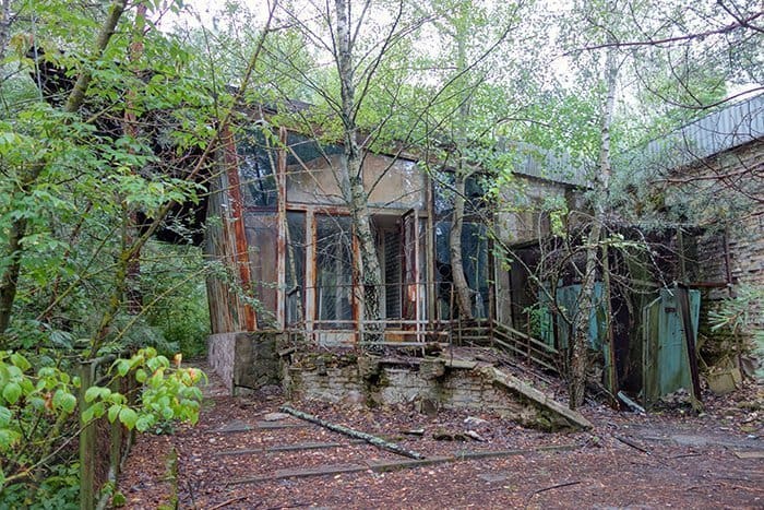 is it safe to visit Chernobyl, Chernobyl tours from Kiev, can you visit Chernobyl without a guide, Chernobyl day trip, cheap Chernobyl tour, tour chernobyl, Ukraine, UrBex, Urban Exploration, pripyat, Call of Duty, communism, soviet union, soviet, how to visit Chernobyl, При́пять, exclusion zone, amusement park, ferris wheel, hospital, Prípyat, При́п'ять, Prýp'jat, Чорнобиль, Чернобыль, Kiev, Belarus, Lenin 