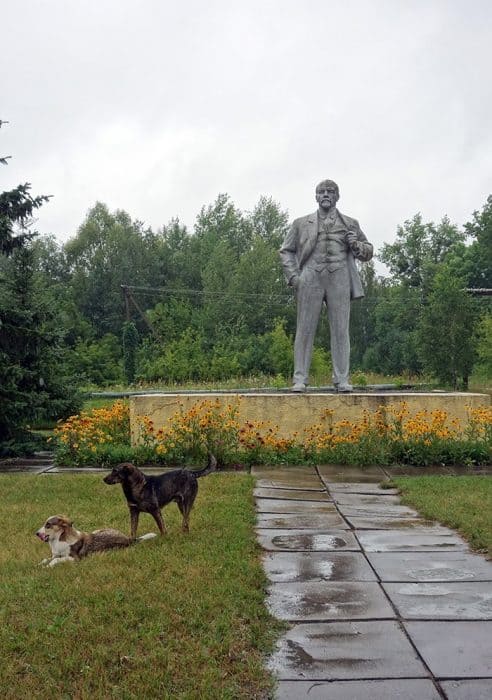 is it safe to visit Chernobyl, Chernobyl tours from Kiev, can you visit Chernobyl without a guide, Chernobyl day trip, cheap Chernobyl tour, tour chernobyl, Ukraine, UrBex, Urban Exploration, pripyat, Call of Duty, communism, soviet union, soviet, how to visit Chernobyl, При́пять, exclusion zone, amusement park, ferris wheel, hospital, Prípyat, При́п'ять, Prýp'jat, Чорнобиль, Чернобыль, Kiev, Belarus, Lenin 