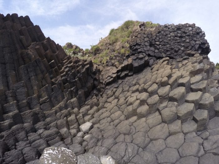 Ganh Da Dia: The Giants Causeway of Vietnam, ghen da dia, tua hoa, reef, stone plates, coracle, wooden bridge, route, Quy Nhon, Cầu gỗ Ô Cọp, village, rice paddy, rice paddies, local, tourism, motorbikes, scooter, Gành Đá Dĩa, Ghềnh Đá Dĩa, giants causeway, Giant's Causeway, basalt, Ganh Da Dia