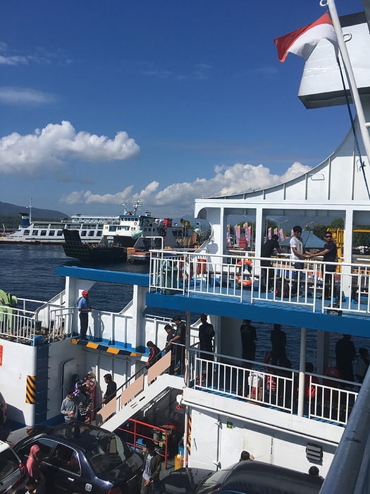 Transport Guide For Java, Bali, Lombok and Gilis, Indonesia in 2026. 1 How to get to the paradise islands of Java, Bali, Lombok and the Gilis in Indonesia, Gili Air, Gili Meno, Gili Trawangan, ferry, slow boat, fast boat, time, price, cost, safety, Bali to Lombok ferry, bus, scams, taxi, shuttle bus, backpackers, backpacking, Indonesia, cheap, low cost, adventure, Yogyakarta, Bromo, Ijen, tour, speed boat,