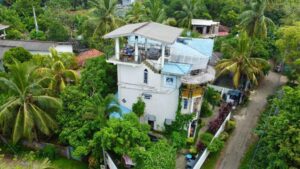 Habibi Hostel & Restaurant Sri Lanka